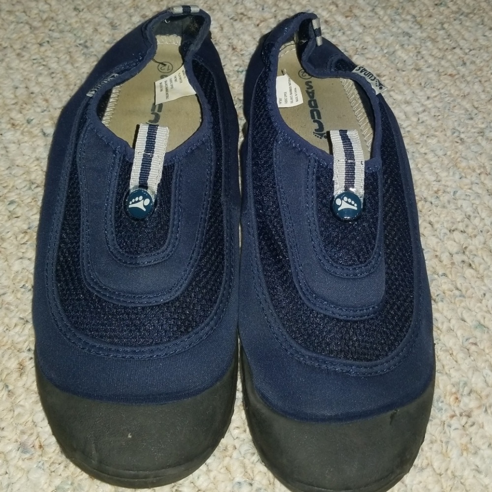 Mens water shoes
